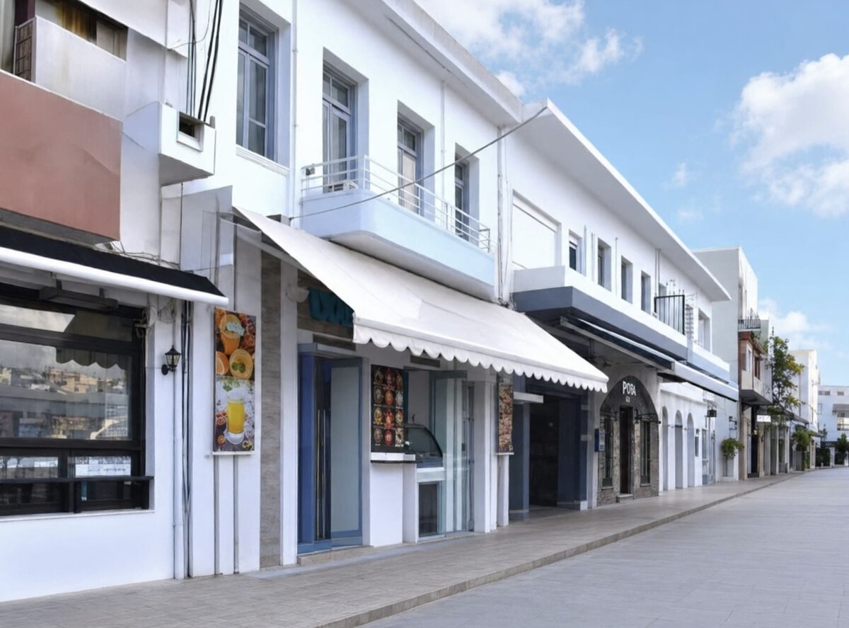 After: Street view — cleanup, people removal